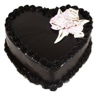 Send Eggless Cakes to India - Chocolate Truffle Heart Cake